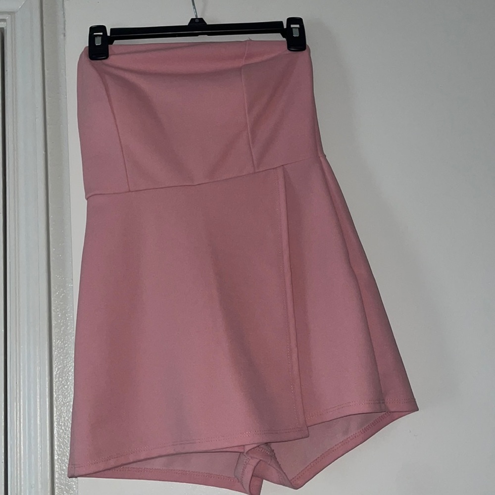 Light pink skort one piece in size small from Papaya Boutique.